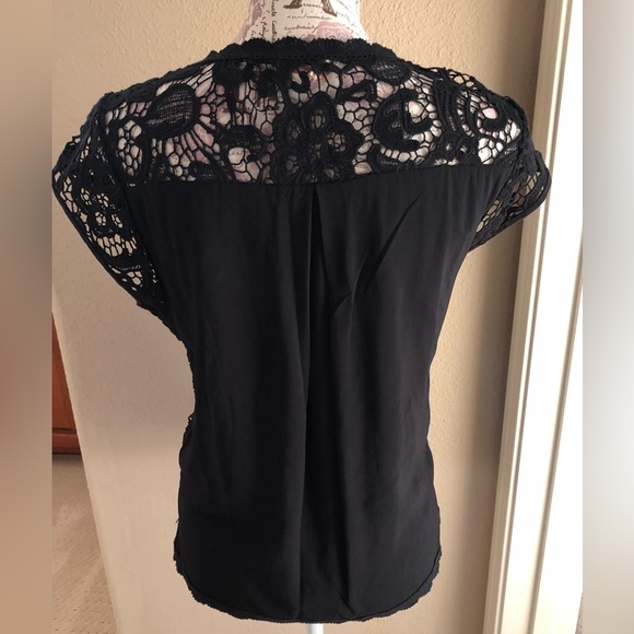 Beautiful Black lace Ella Moss top like new size Large. Great holiday party top. - Picture 6 of 11